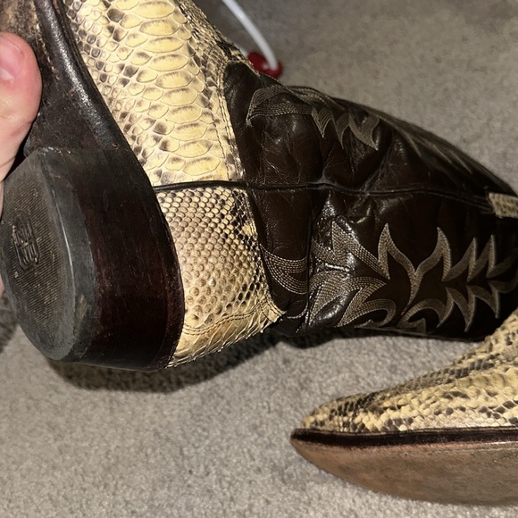 RARE Vintage Snake Skin Leather Dan Post Cowboy Boots - Picture 4 of 8